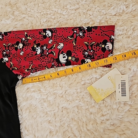 $FREE w/ Purchase: LuLa Roe Randy Baseball Tee w/ Disney Character 3/4 Sleeves - Picture 7 of 11